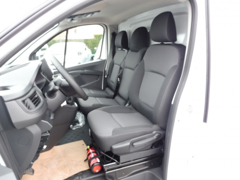 RENAULT TRAFIC III FG L1H1 3T 2.0 BLUE DCI 150CH ADVANCE -24 - ref: 69337 - Photo 3