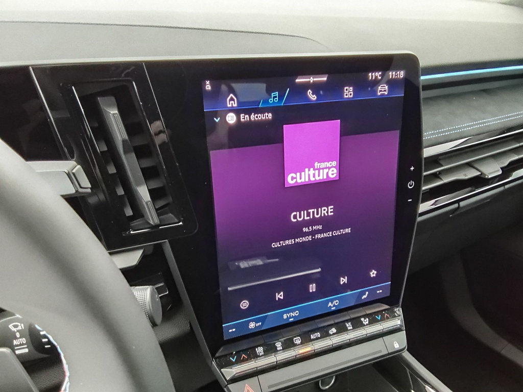 RENAULT ESPACE VI 1.2 E-TECH FULL HYBRID 200CH ESPRIT ALPINE 7 PLACES - 24 - ref: 69738 - Photo 13