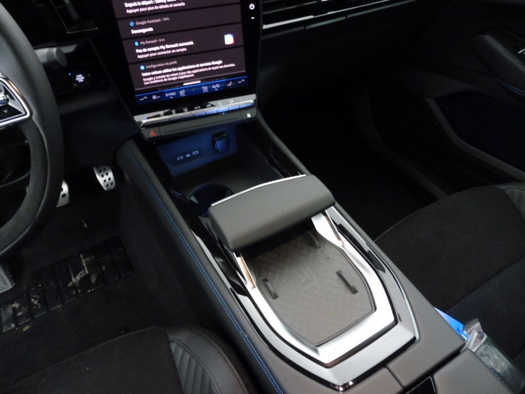 RENAULT RAFALE 1.2 E-TECH FULL HYBRID 200CH ESPRIT ALPINE - ref: 69800 - Photo 14