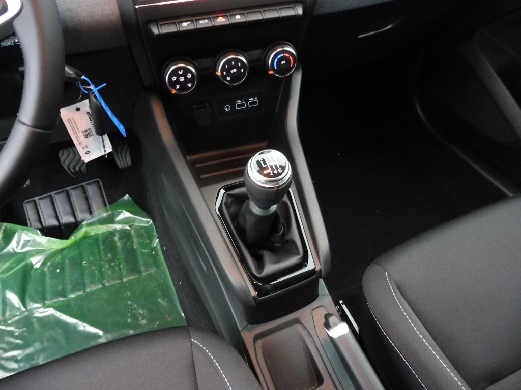 RENAULT Clio 1.5 BLUE DCI 100CH EVOLUTION - ref: 69858 - Photo 12