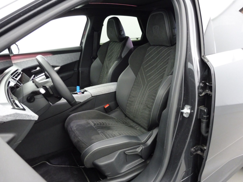 PEUGEOT 3008 HYBRID 136CH GT E-DCS6 - ref: 69901 - Photo 15