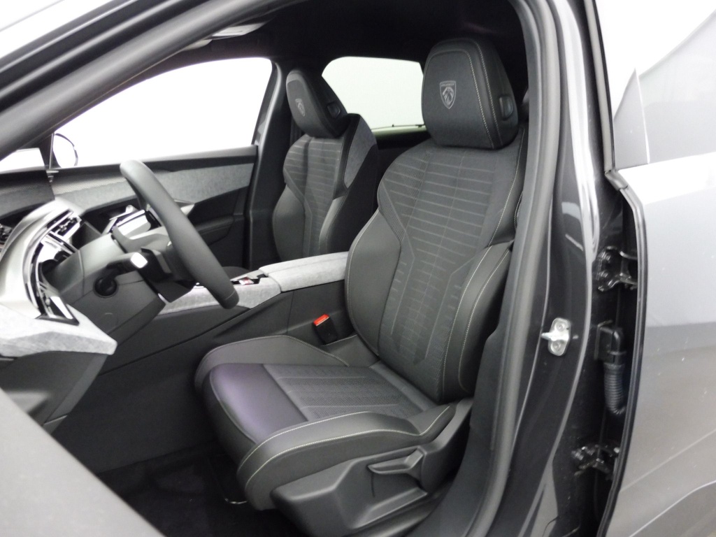 PEUGEOT 3008 1.2 HYBRID 145CH GT E-DCS6 - ref: 69965 - Photo 15