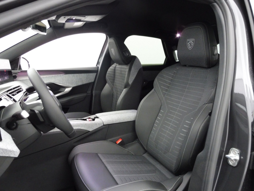 PEUGEOT 3008 1.2 HYBRID 136CH GT E-DCS6 - ref: 69969 - Photo 15