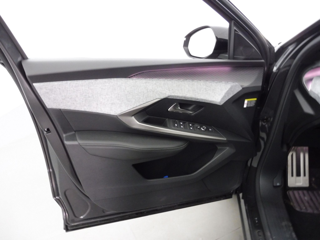 PEUGEOT 3008 1.2 HYBRID 136CH GT E-DCS6 - ref: 69969 - Photo 18