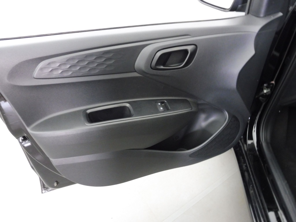 HYUNDAI i10 1.0 63CH ECO INTUITIVE PACK BVR - ref: 70006 - Photo 17
