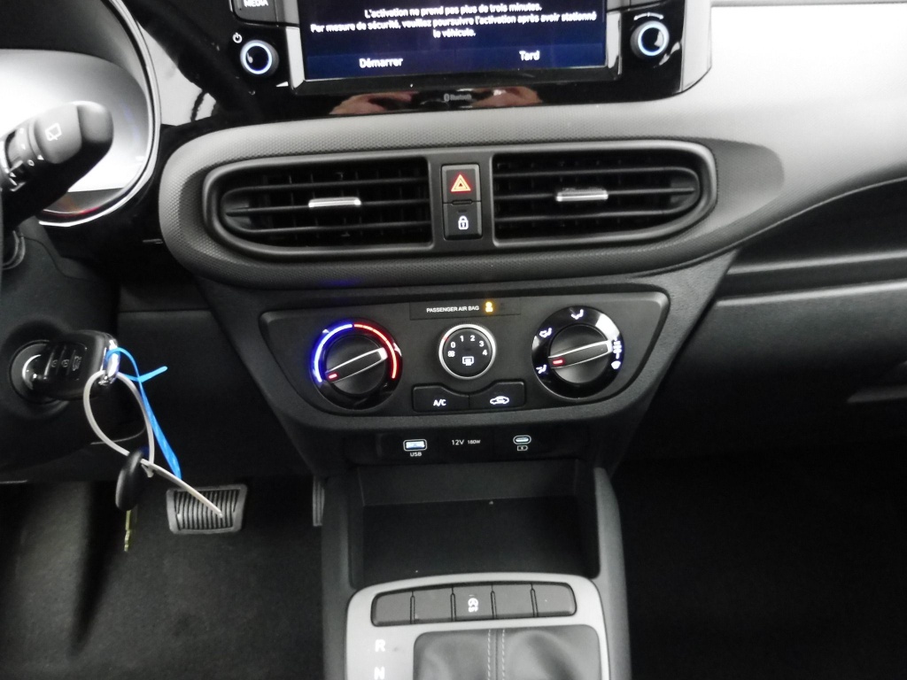 HYUNDAI i10 1.0 63CH ECO INTUITIVE PACK BVR - ref: 70017 - Photo 7