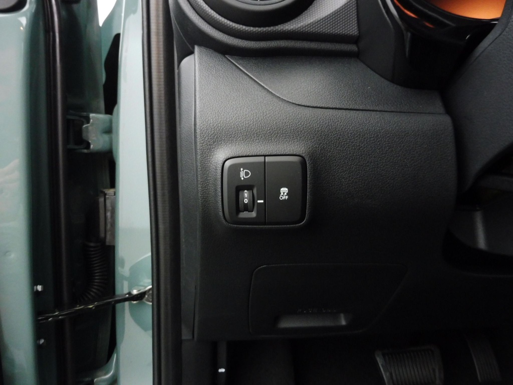 HYUNDAI i10 1.0 63CH ECO INTUITIVE PACK BVR - ref: 70020 - Photo 8