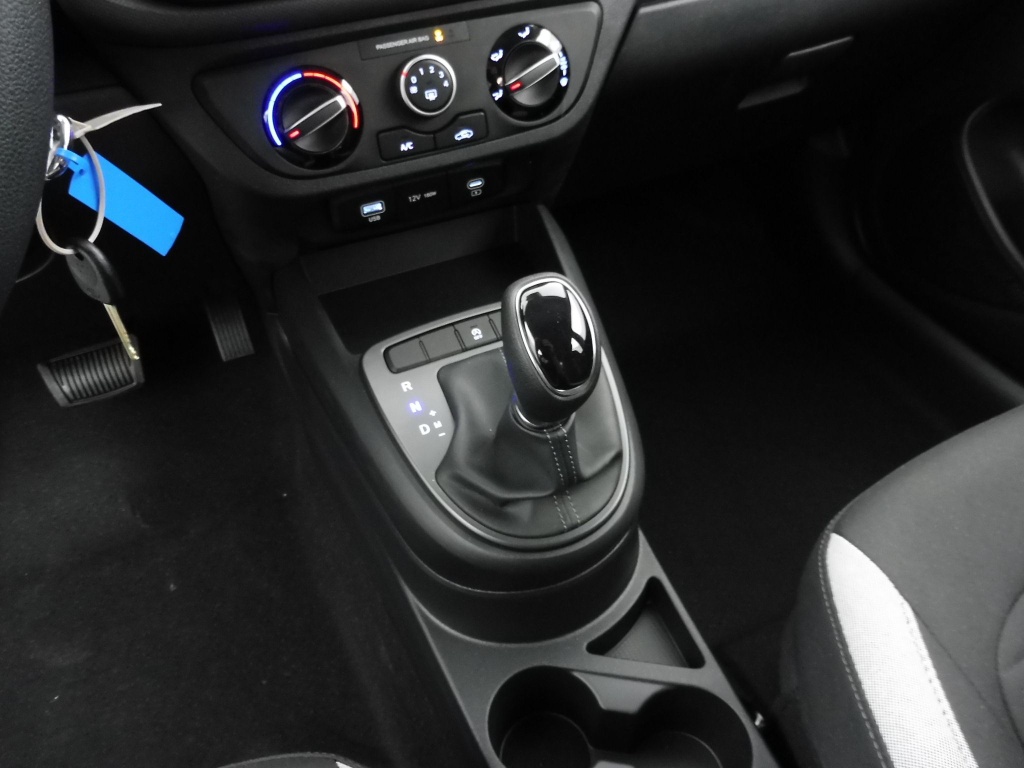 HYUNDAI i10 1.0 63CH ECO INTUITIVE PACK BVR - ref: 70024 - Photo 13