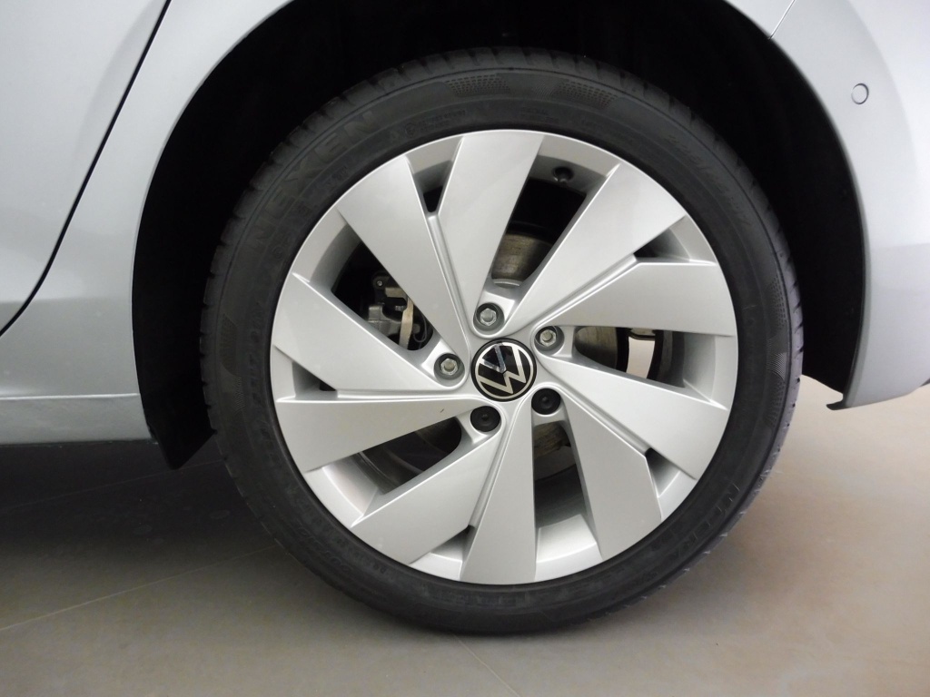 VOLKSWAGEN GOLF VIII 2.0 TDI 150CH EDITION PLUS DSG7 - ref: 70058 - Photo 11