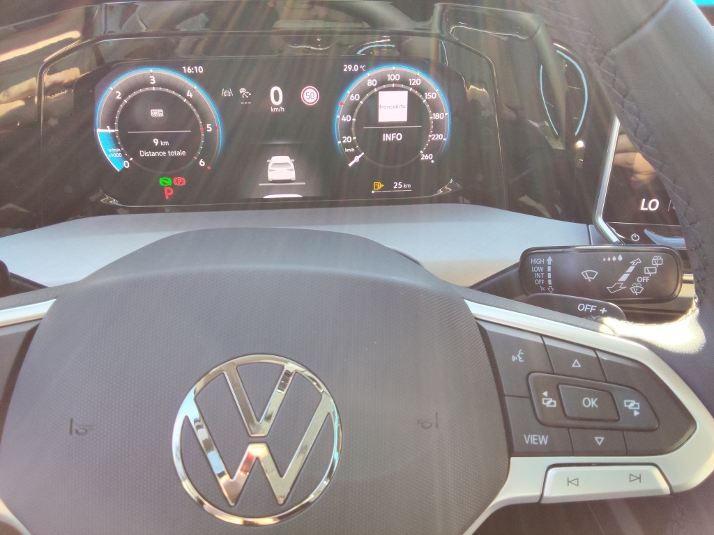 VOLKSWAGEN GOLF VIII 2.0 TDI 150CH EDITION PLUS DSG7 - ref: 70059 - Photo 9