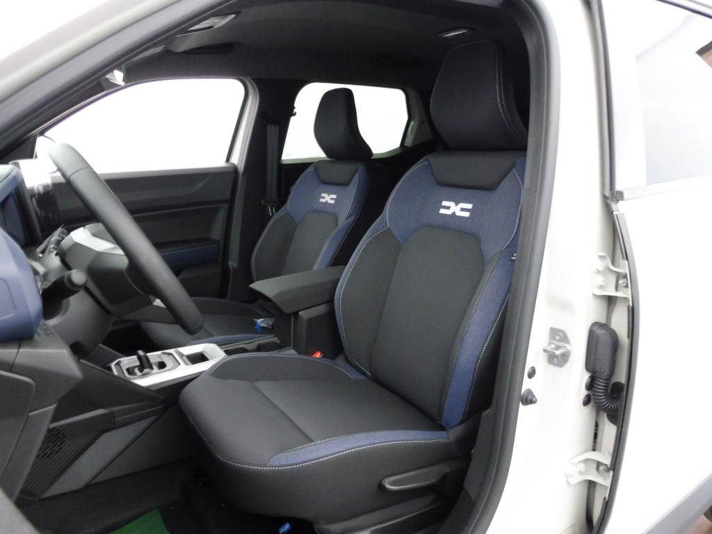 DACIA DUSTER 1.6 HYBRID 140CH JOURNEY 4X2 - ref: 70107 - Photo 15