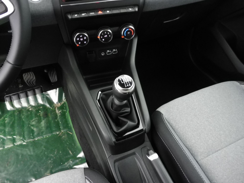 RENAULT CLIO V 1.0 TCE 90CH EVOLUTION - ref: 70184 - Photo 12