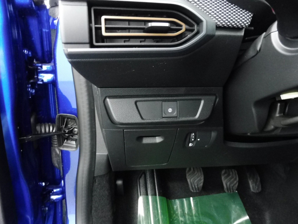 DACIA SANDERO 1.0 TCE 90CH STEPWAY EXPRESSION - ref: 70224 - Photo 8