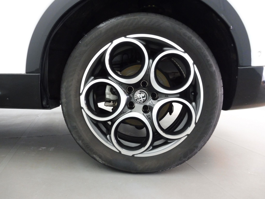 ALFA ROMEO TONALE 1.5 HYBRID 130CH SPRINT - ref: 70244 - Photo 12