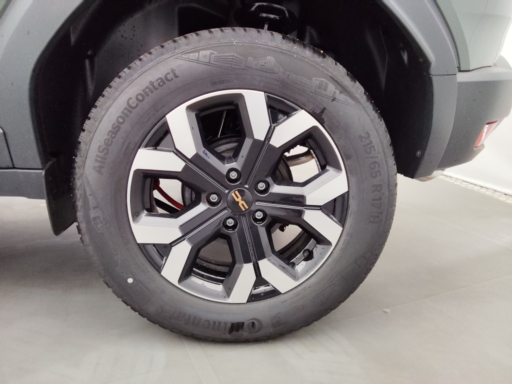 DACIA DUSTER 1.2 TCE MILD HYBRID 130CH EXTREME 4X4 - ref: 70256 - Photo 11