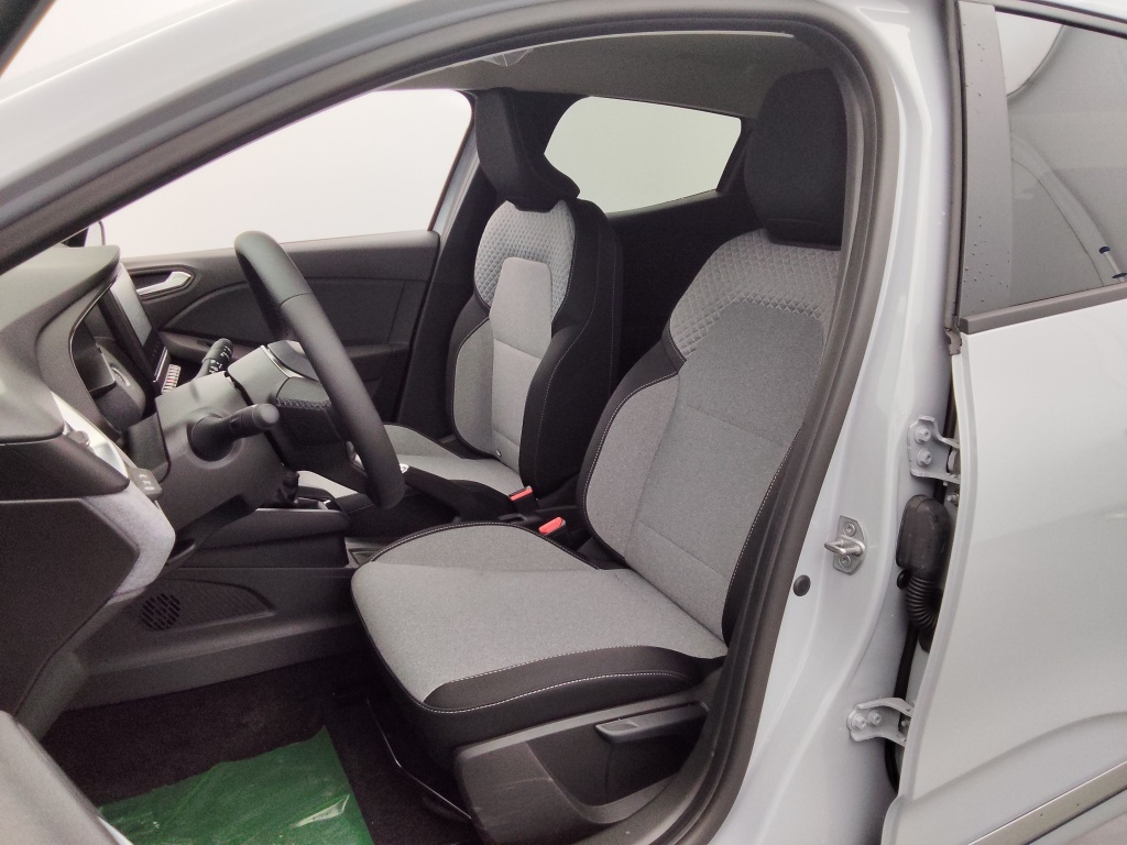 RENAULT CLIO V