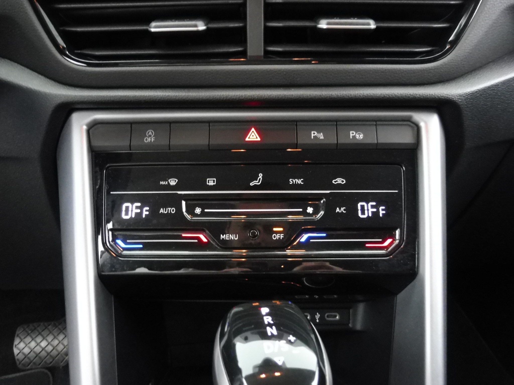 VOLKSWAGEN T-ROC 1.5 TSI EVO 150CH LIFE DSG7 - ref: 70338 - Photo 6
