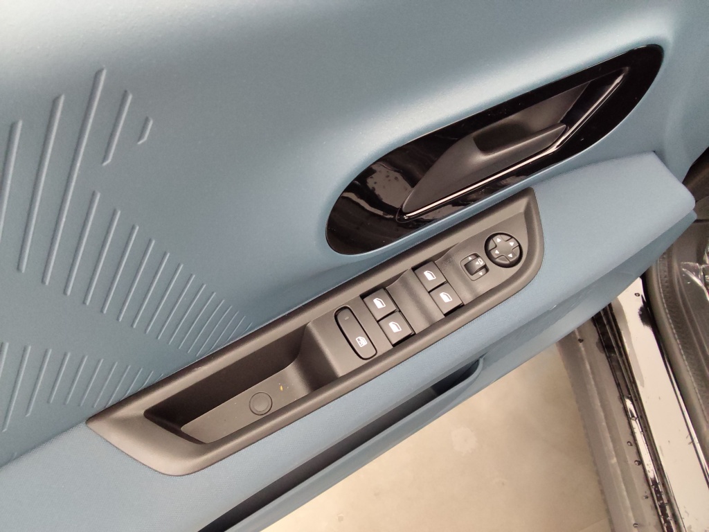 FIAT Grande panda 1.2 HYBRID 100CH LA PRIMA EDCT6 - ref: 70387 - Photo 17