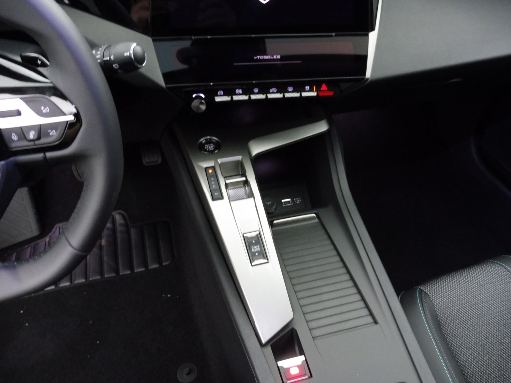PEUGEOT 308 1.5 BLUEHDI 130CH S&S ALLURE EAT8 - ref: 70409 - Photo 13