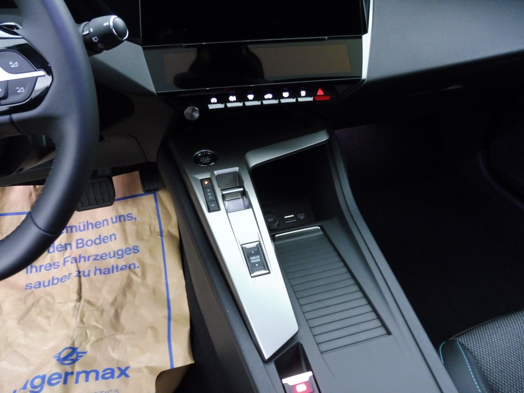 PEUGEOT 308 1.5 BLUEHDI 130CH S&S ALLURE EAT8 - ref: 70445 - Photo 8