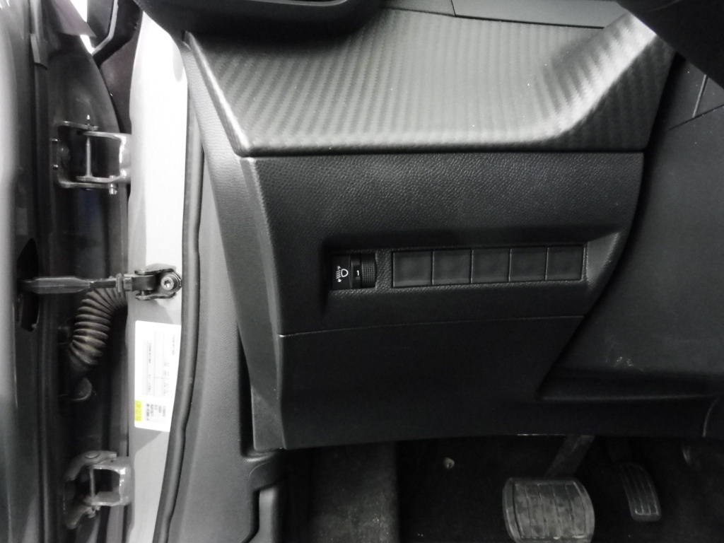 PEUGEOT 2008 1.2 PURETECH 130CH S&S ALLURE EAT8 - ref: 70488 - Photo 8