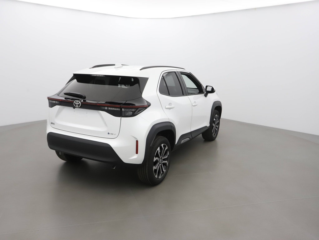 TOYOTA YARIS CROSS 130H DESIGN - ref: 70600 - Photo 3