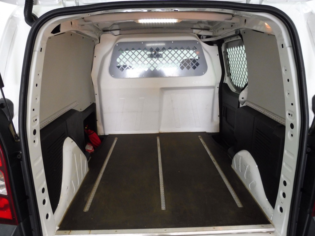 CITROEN BERLINGO BLUEHDI 75CH CLUB - ref: 70621 - Photo 10