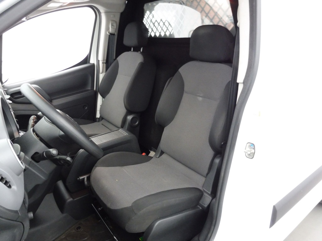 CITROEN BERLINGO BLUEHDI 75CH CLUB - ref: 70621 - Photo 13