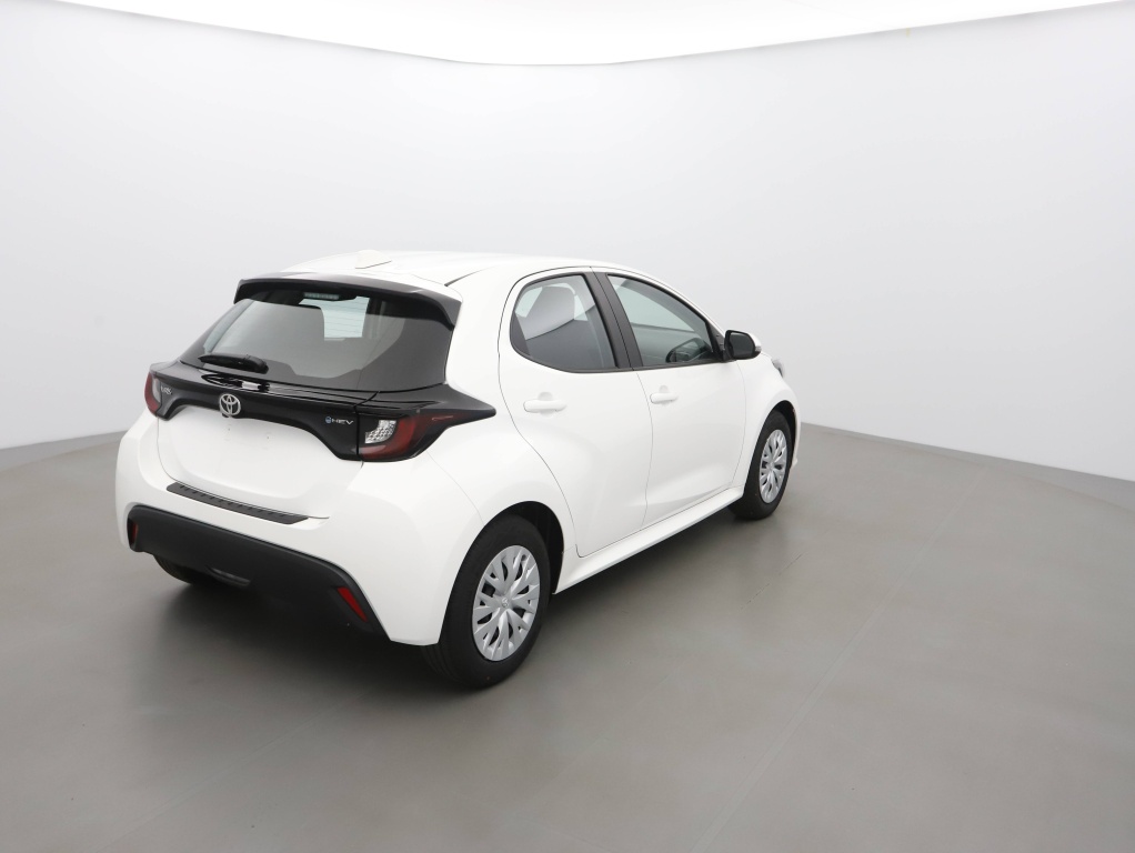 TOYOTA YARIS 116H DYNAMIC 5P MC24 - ref: 70662 - Photo 3