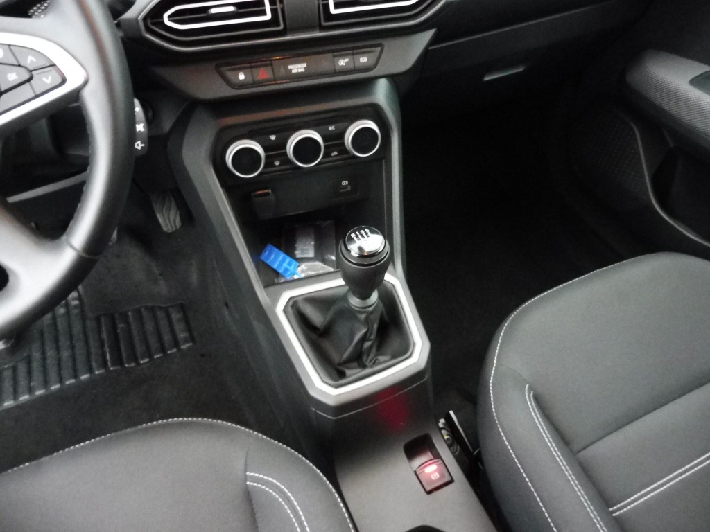 DACIA JOGGER 1.0 TCE 110CH EXPRESSION 7 PLACES -24 - ref: 70812 - Photo 13