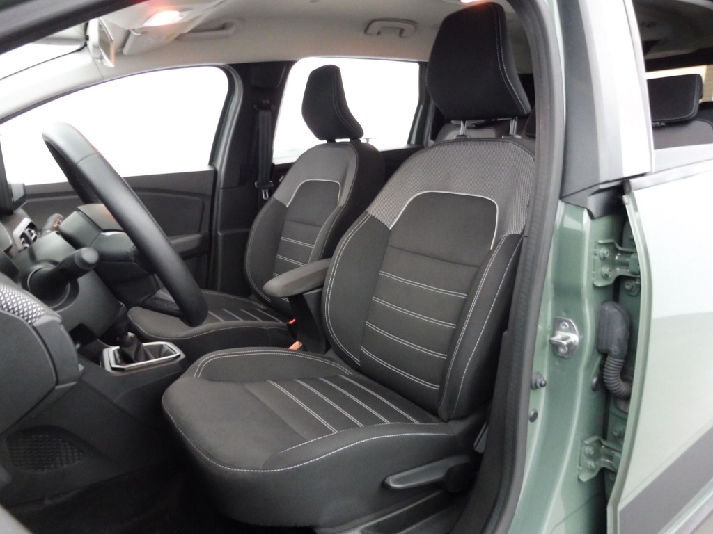 DACIA Jogger 1.0 TCE 110CH EXPRESSION 7 PLACES -24 - ref: 70817 - Photo 14