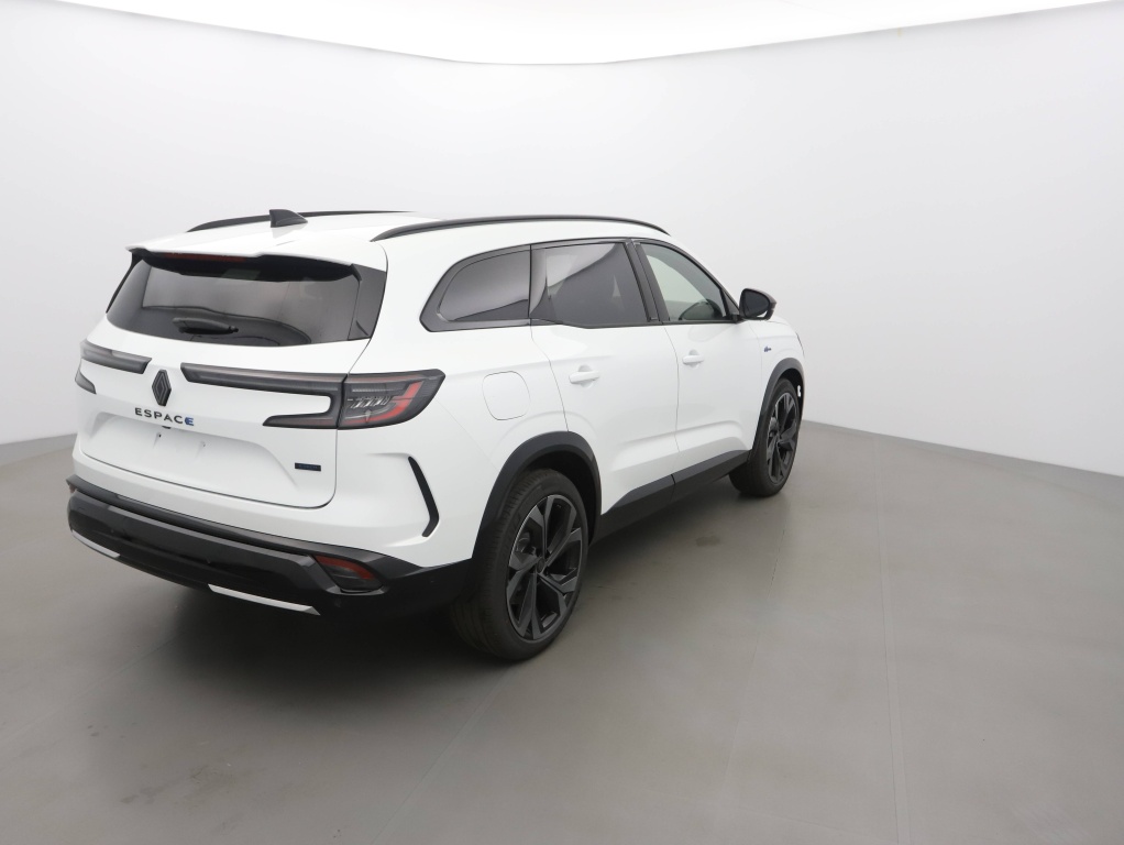 RENAULT ESPACE VI 1.2 E-TECH FULL HYBRID 200CH ESPRIT ALPINE 7 PLACES - 25 - ref: 70892 - Photo 3