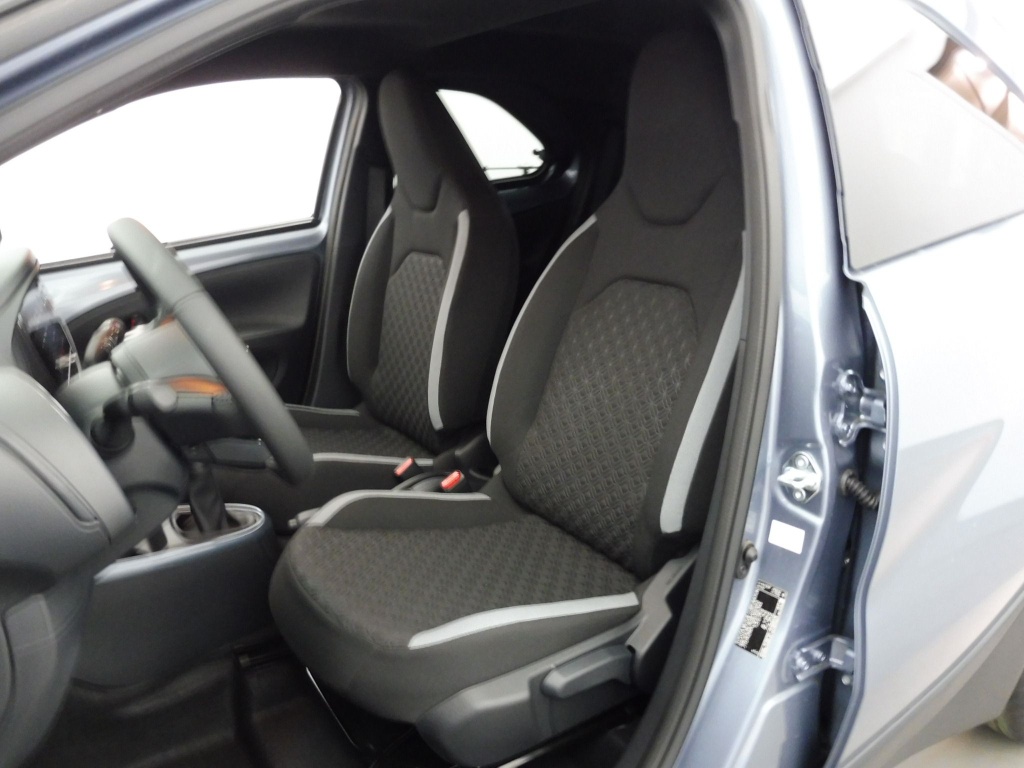 TOYOTA AYGO X 1.0 VVT-I 72CH TEAM PLAYER - ref: 70961 - Photo 14