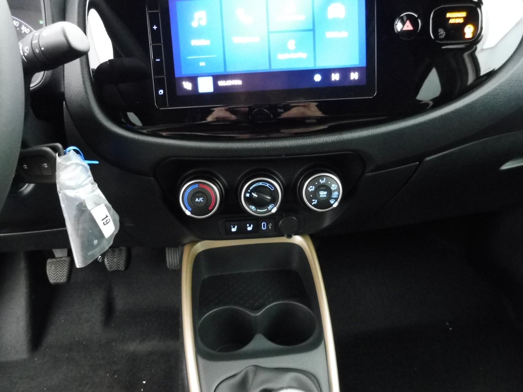 TOYOTA AYGO X 1.0 VVT-I 72CH TEAM PLAYER - ref: 70963 - Photo 7