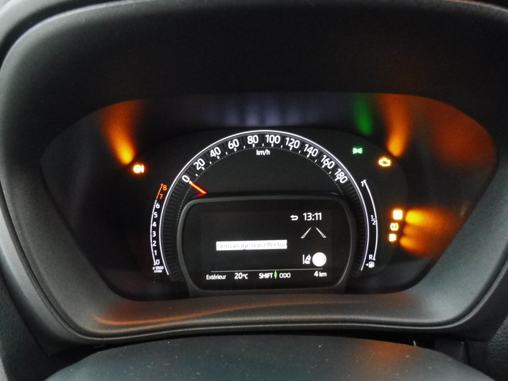 TOYOTA AYGO X 1.0 VVT-I 72CH TEAM PLAYER - ref: 70966 - Photo 9