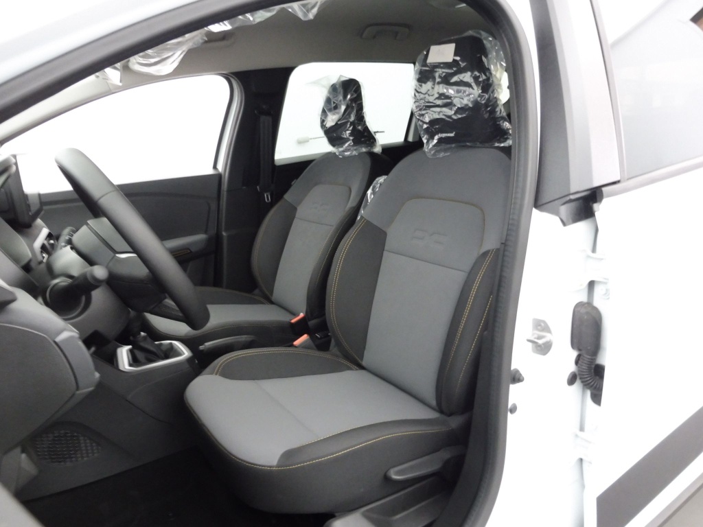 DACIA JOGGER 1.0 TCE 110CH EXTREME 7 PLACES -24 - ref: 70975 - Photo 14