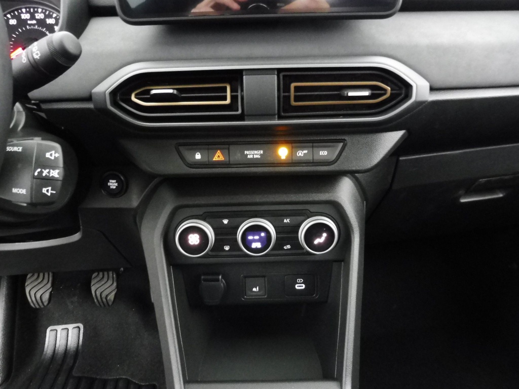 DACIA JOGGER 1.0 TCE 110CH EXTREME 7 PLACES -24 - ref: 70975 - Photo 7