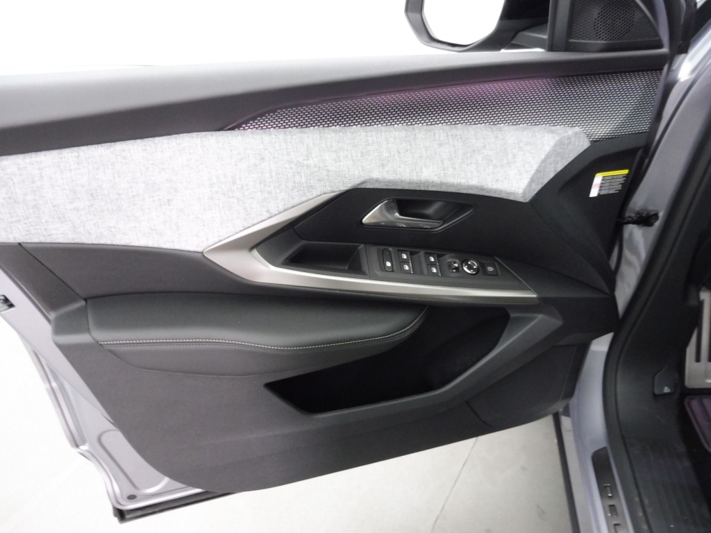 PEUGEOT 3008 1.2 HYBRID 145CH GT E-DCS6 - ref: 70990 - Photo 18