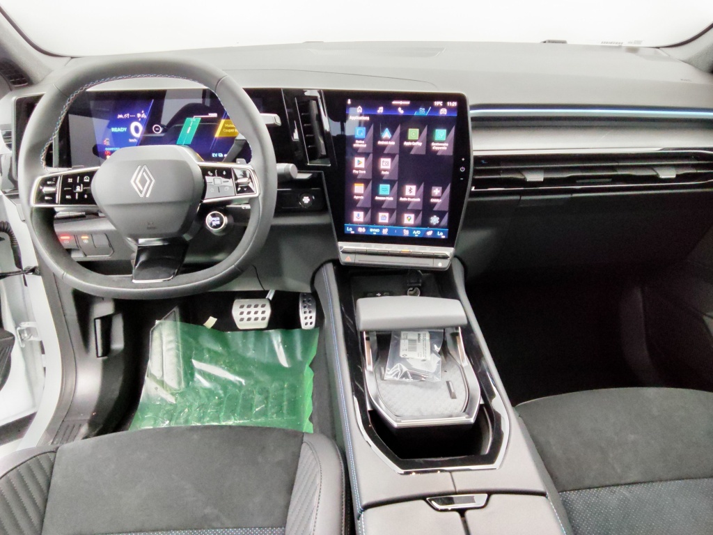 RENAULT RAFALE 1.2 E-TECH FULL HYBRID 200CH ESPRIT ALPINE - 25 - ref: 71044 - Photo 16