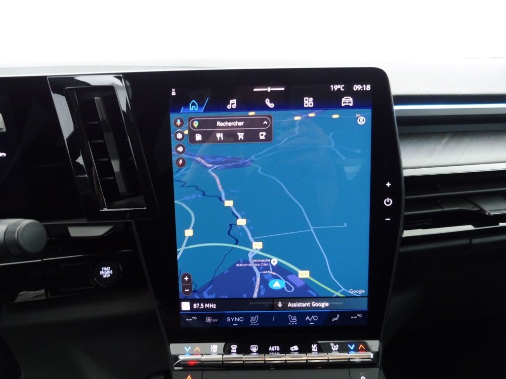 RENAULT RAFALE 1.2 E-TECH FULL HYBRID 200CH ESPRIT ALPINE - 25 - ref: 71053 - Photo 10