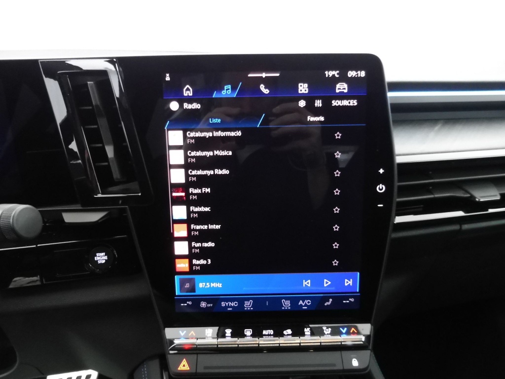 RENAULT RAFALE 1.2 E-TECH FULL HYBRID 200CH ESPRIT ALPINE - 25 - ref: 71053 - Photo 13