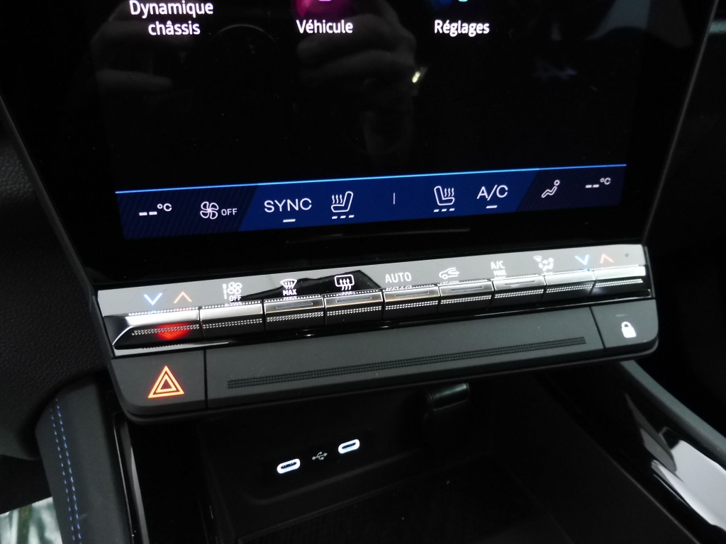 RENAULT RAFALE 1.2 E-TECH FULL HYBRID 200CH ESPRIT ALPINE - 25 - ref: 71053 - Photo 7