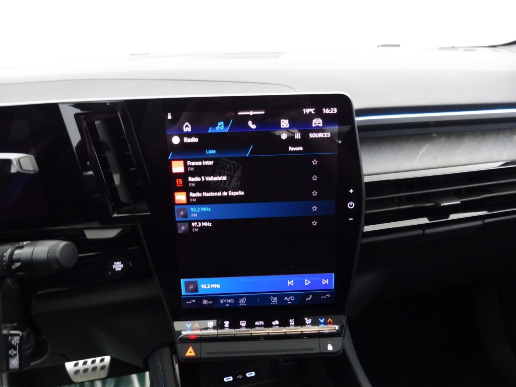 RENAULT RAFALE 1.2 E-TECH FULL HYBRID 200CH ESPRIT ALPINE - 25 - ref: 71054 - Photo 13