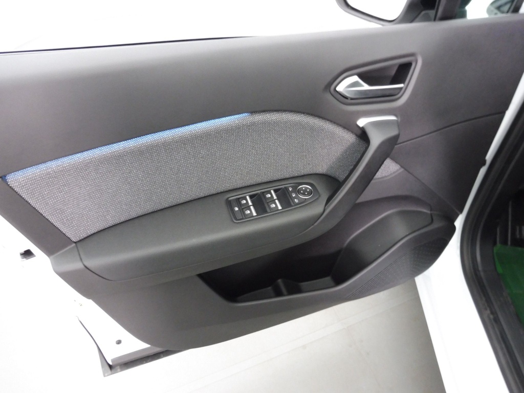 RENAULT Captur 1.3 TCE MILD HYBRID 140CH TECHNO - ref: 71110 - Photo 18