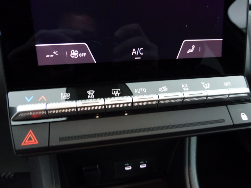 RENAULT Captur 1.3 TCE MILD HYBRID 140CH TECHNO - ref: 71110 - Photo 7