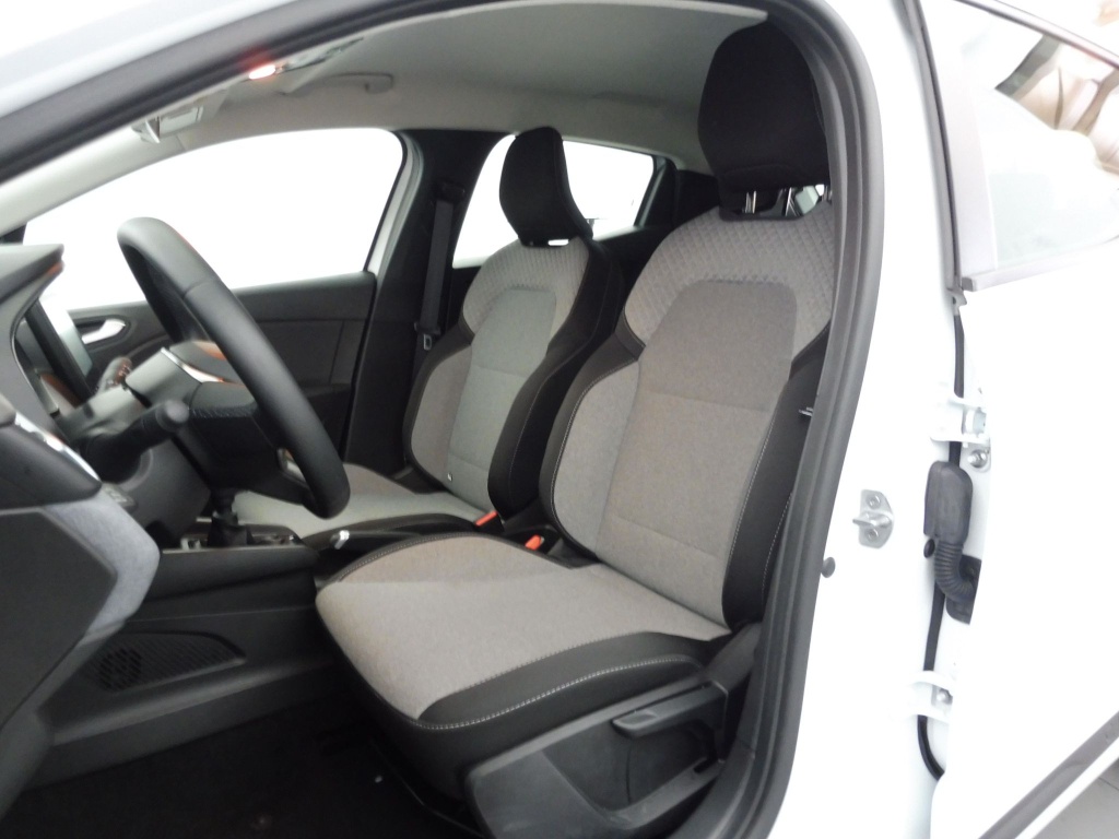 RENAULT Clio 1.5 BLUE DCI 100CH EVOLUTION GSR2 - ref: 71341 - Photo 12