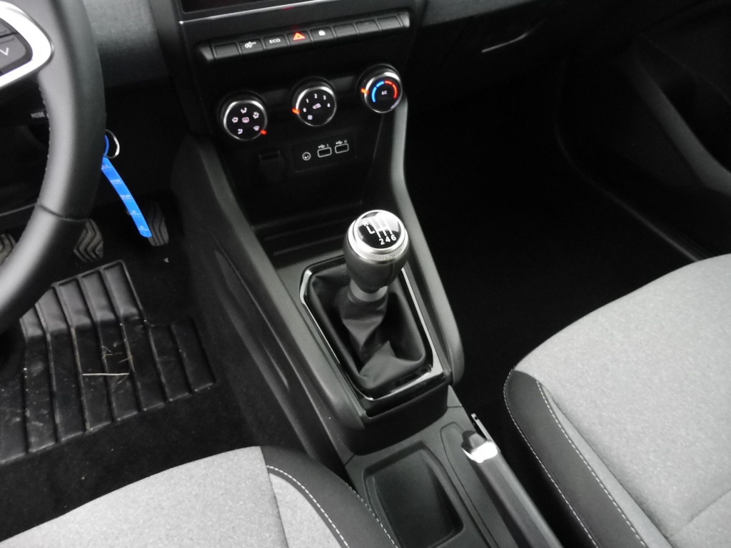 RENAULT Clio 1.5 BLUE DCI 100CH EVOLUTION GSR2 - ref: 71369 - Photo 6