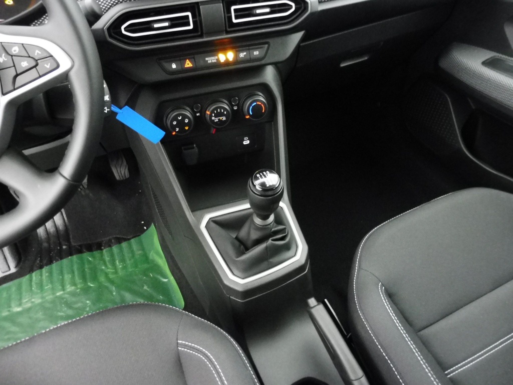 DACIA Jogger 1.0 ECO-G 100CH EXPRESSION 7 PLACES -24 - ref: 71504 - Photo 11