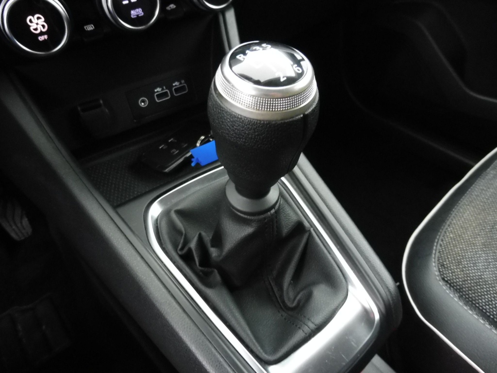 RENAULT Captur 1.0 TCE 90CH TECHNO - ref: 71566 - Photo 14