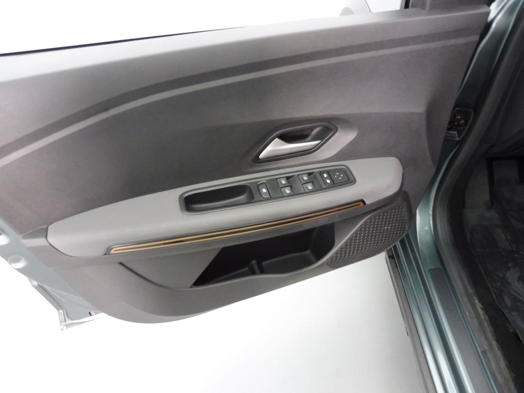 DACIA Sandero 1.0 TCE 110CH STEPWAY EXTREME + - ref: 71659 - Photo 18
